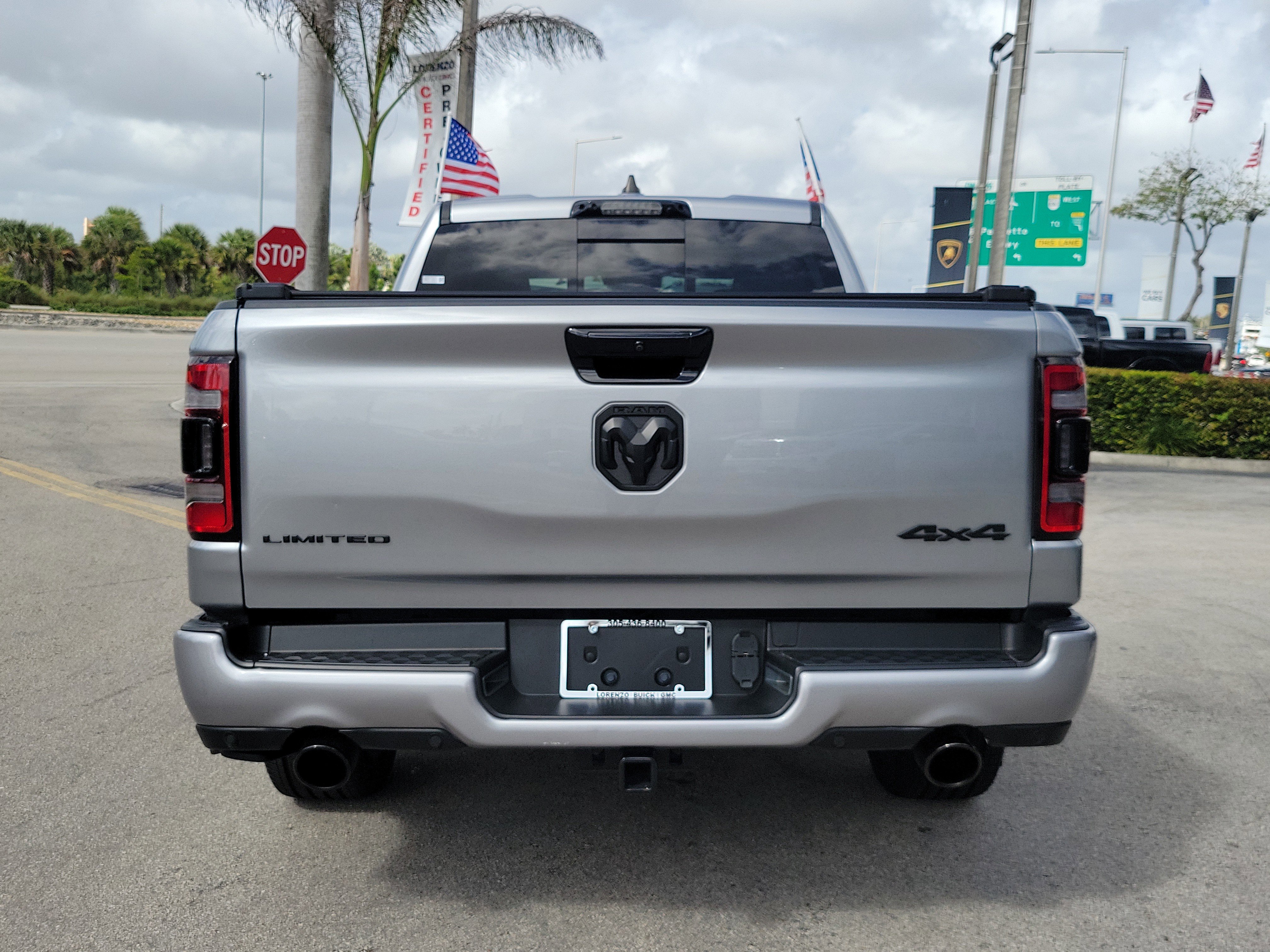 Used 2024 RAM 1500 Limited AWD/4WD image 6