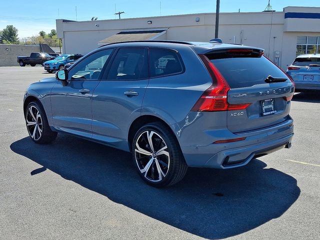 Used 2022 Volvo XC60 B6 R-Design w/ Advanced Package AWD/4WD image 4