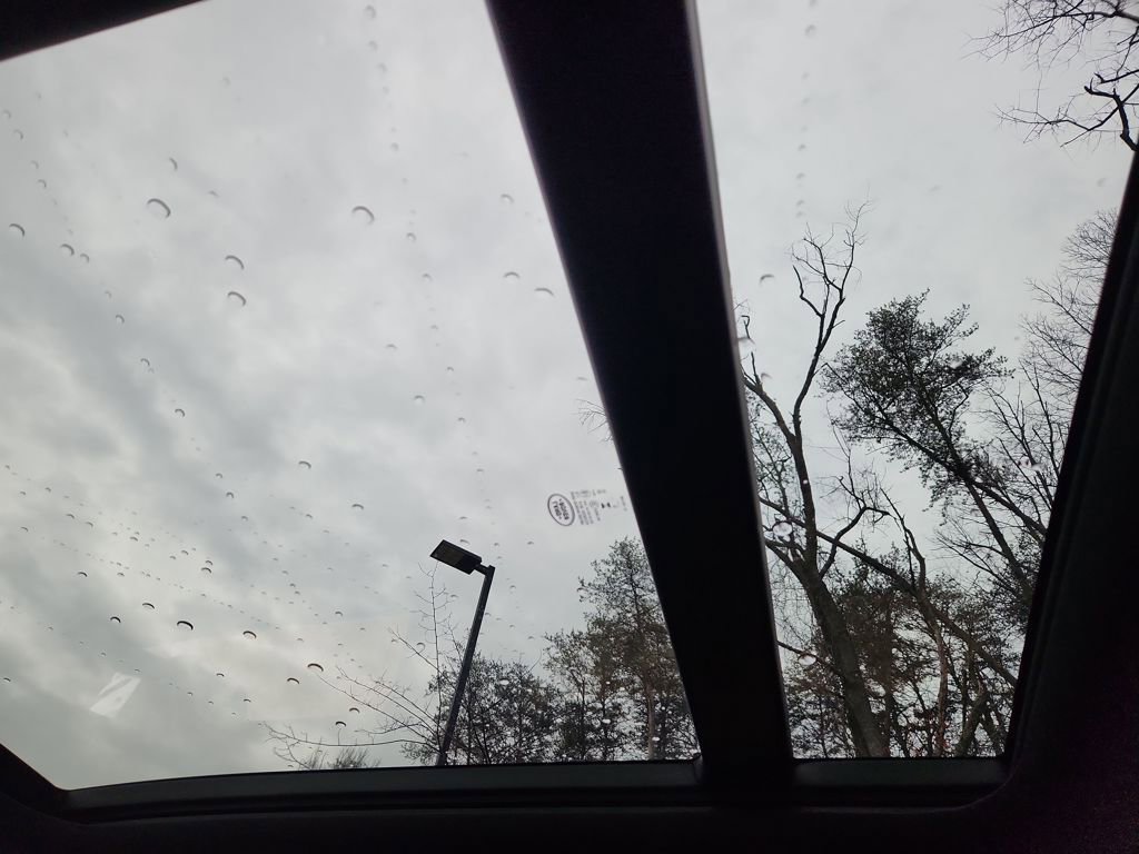 Used 2023 Land Rover Defender 110 S image 25