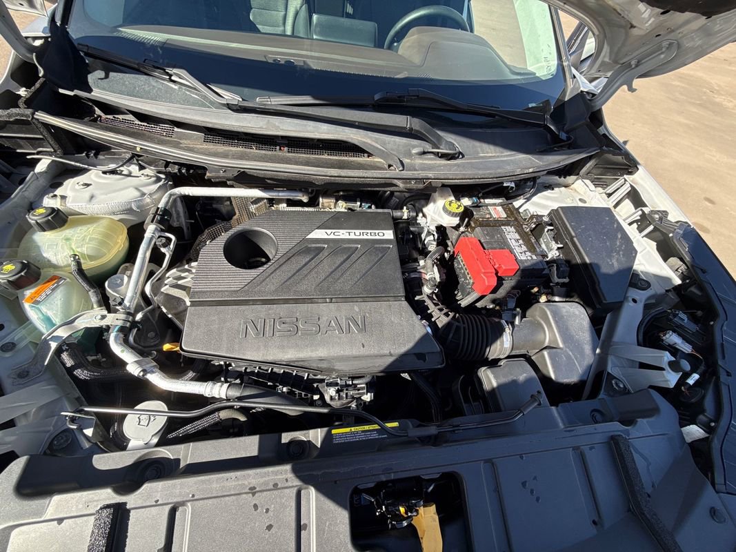 Used 2022 Nissan Rogue SV image 21