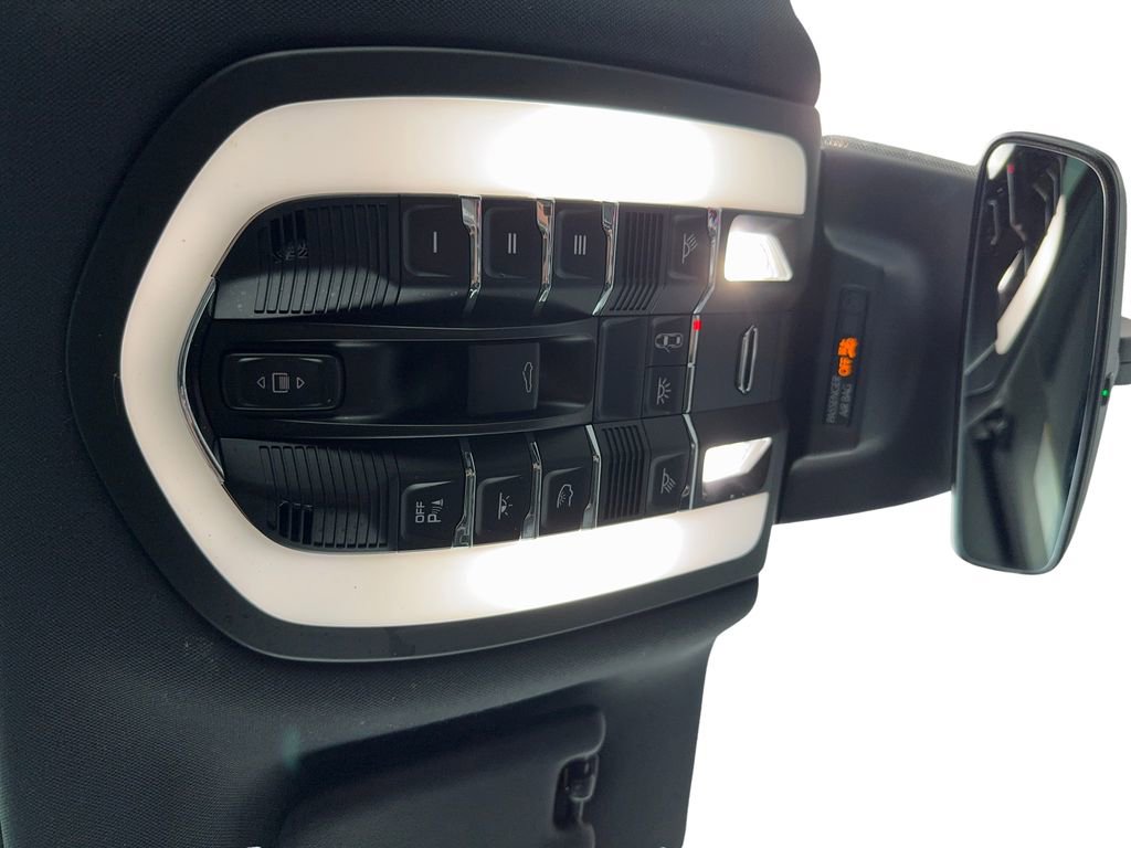 Used 2023 Porsche Macan S image 28