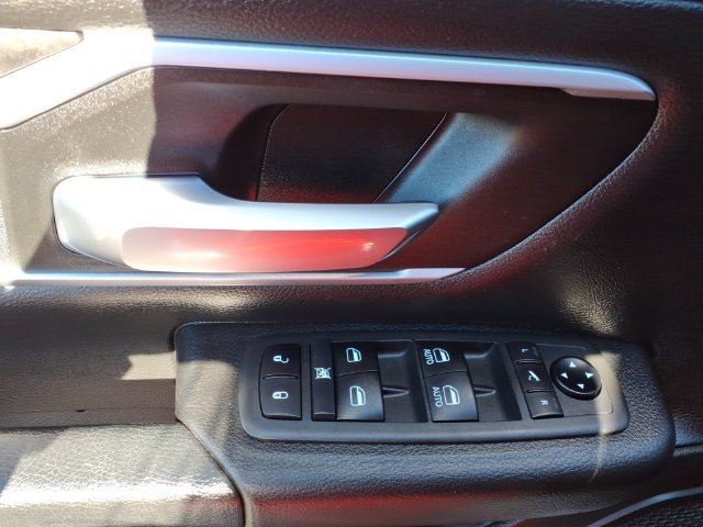 Used 2021 RAM 1500 Big Horn AWD/4WD image 18