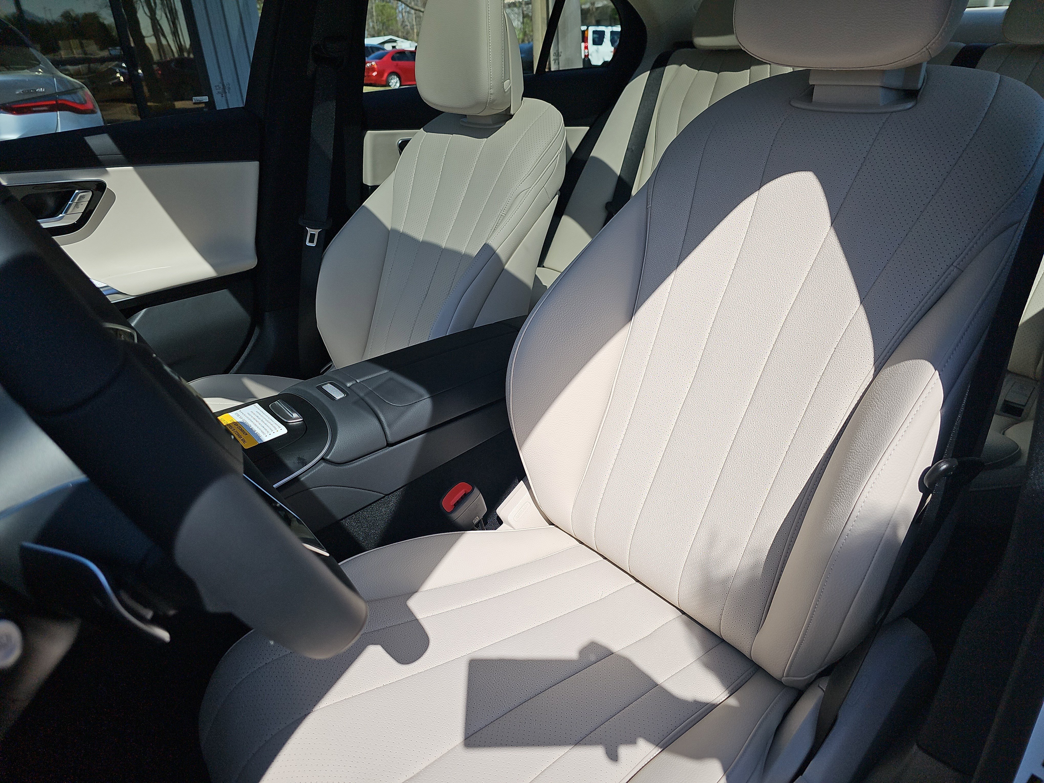 New 2026 Mercedes-Benz E 350 4MATIC Sedan image 16