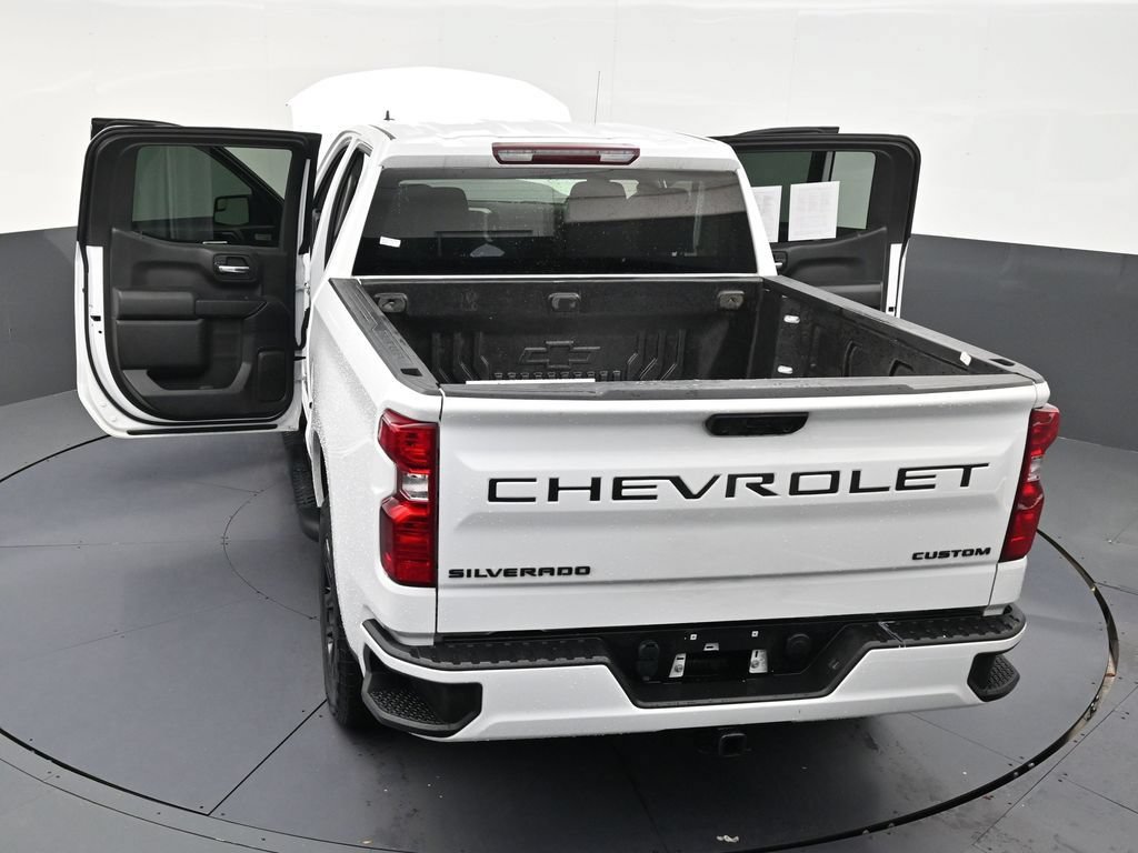 Used 2024 Chevrolet Silverado 1500 Custom w/ Turbomax Blackout Package RWD image 31