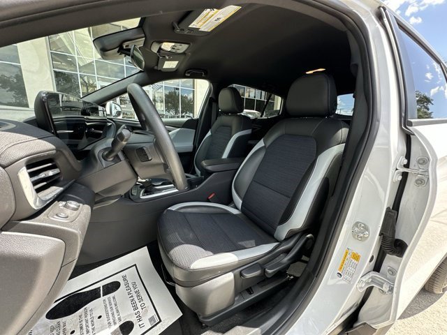 Certified 2024 Buick Envista Preferred w/ Convenience II Package FWD image 14