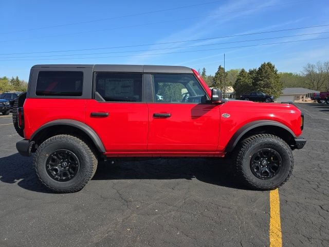 Used 2023 Ford Bronco Wildtrak image 8