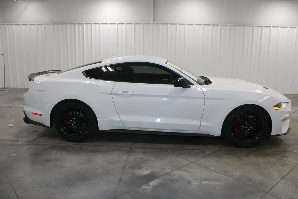 Used 2021 Ford Mustang Premium RWD image 11