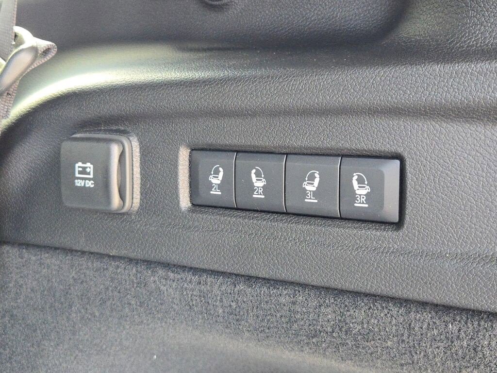 New 2025 Jeep Grand Cherokee L Overland w/ Luxury Tech Group IV image 18