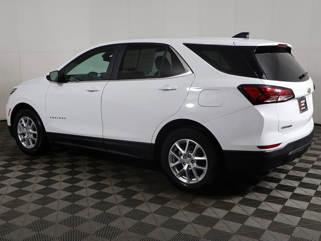 Used 2024 Chevrolet Equinox LT w/ LPO, Floor Liner Package image 12