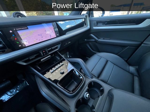 Used 2025 Porsche Cayenne E-Hybrid AWD/4WD image 5