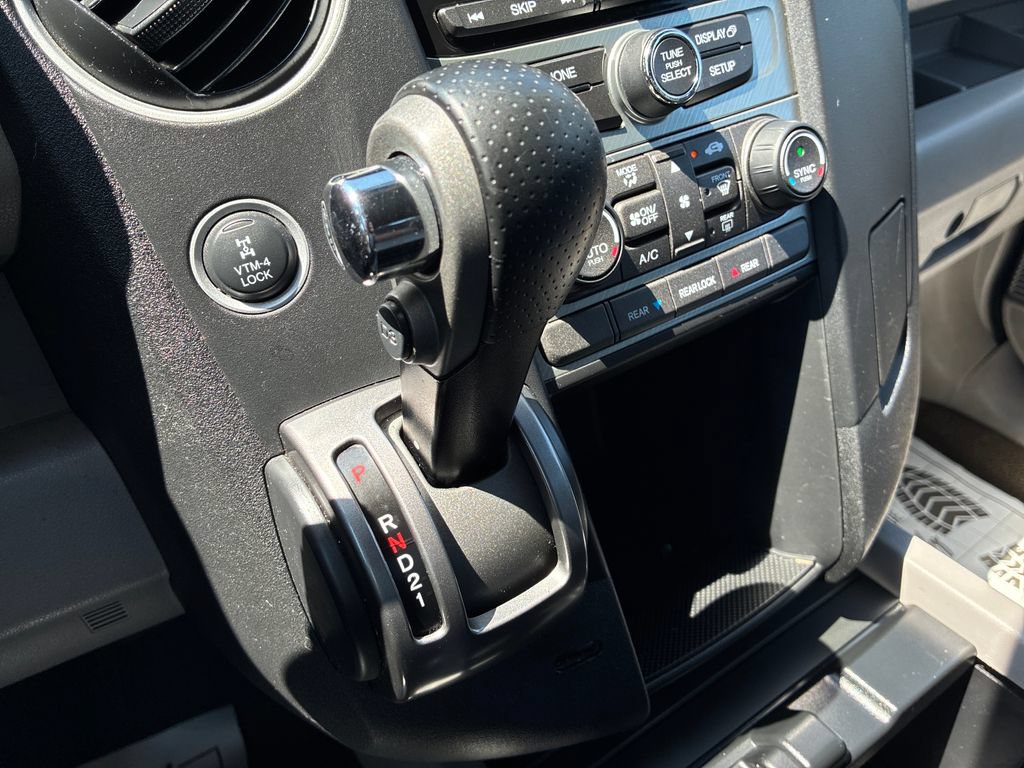 Used 2015 Honda Pilot LX image 26