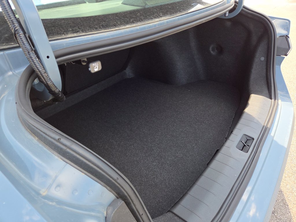 New 2026 Nissan Sentra SV w/ SV Convenience Package FWD image 18