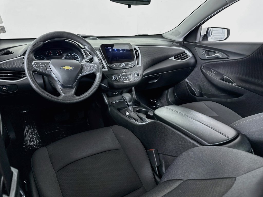 Used 2024 Chevrolet Malibu LT FWD image 28