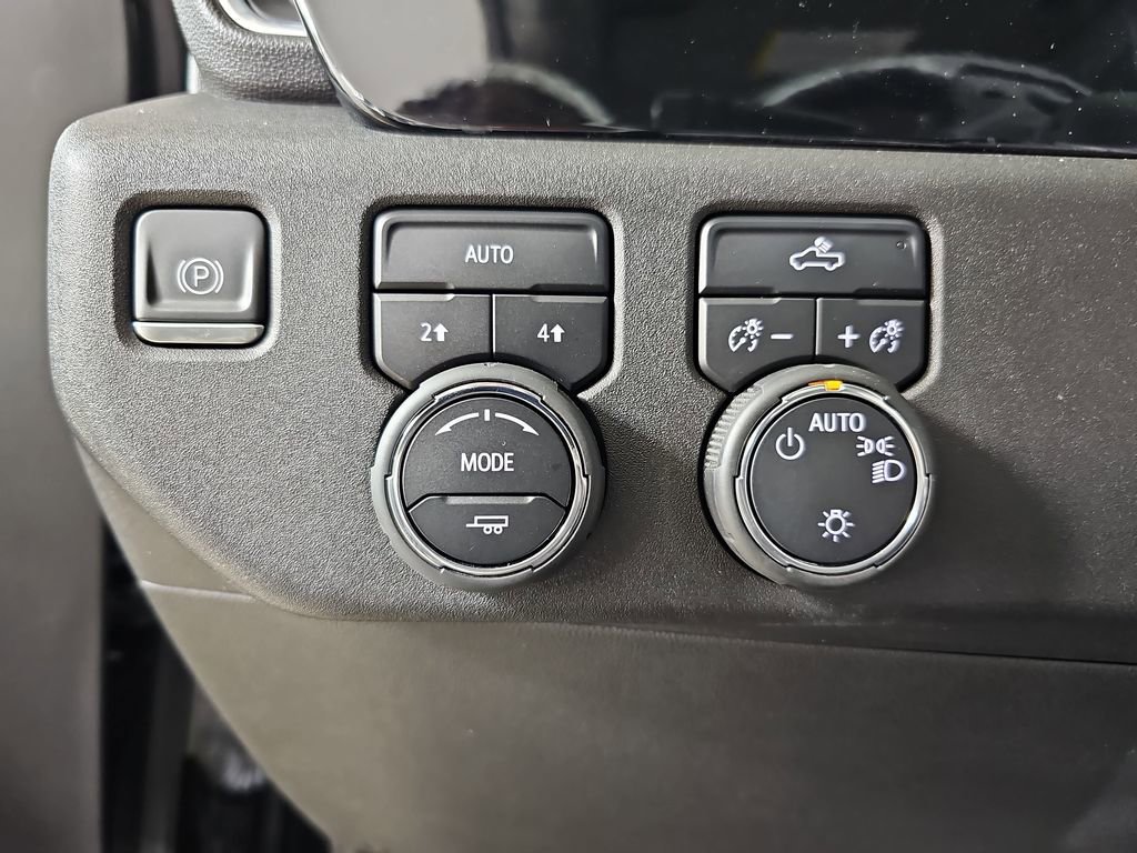 Certified 2023 Chevrolet Silverado 1500 LT image 32