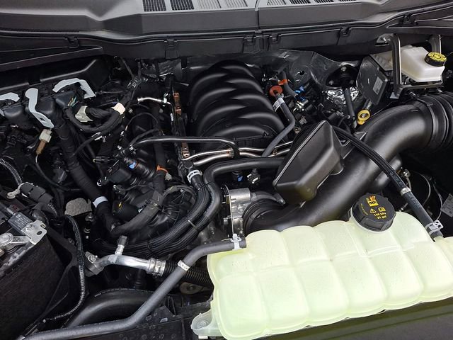 Used 2025 Ford F150 Lariat w/ Equipment Group 501A Mid image 28