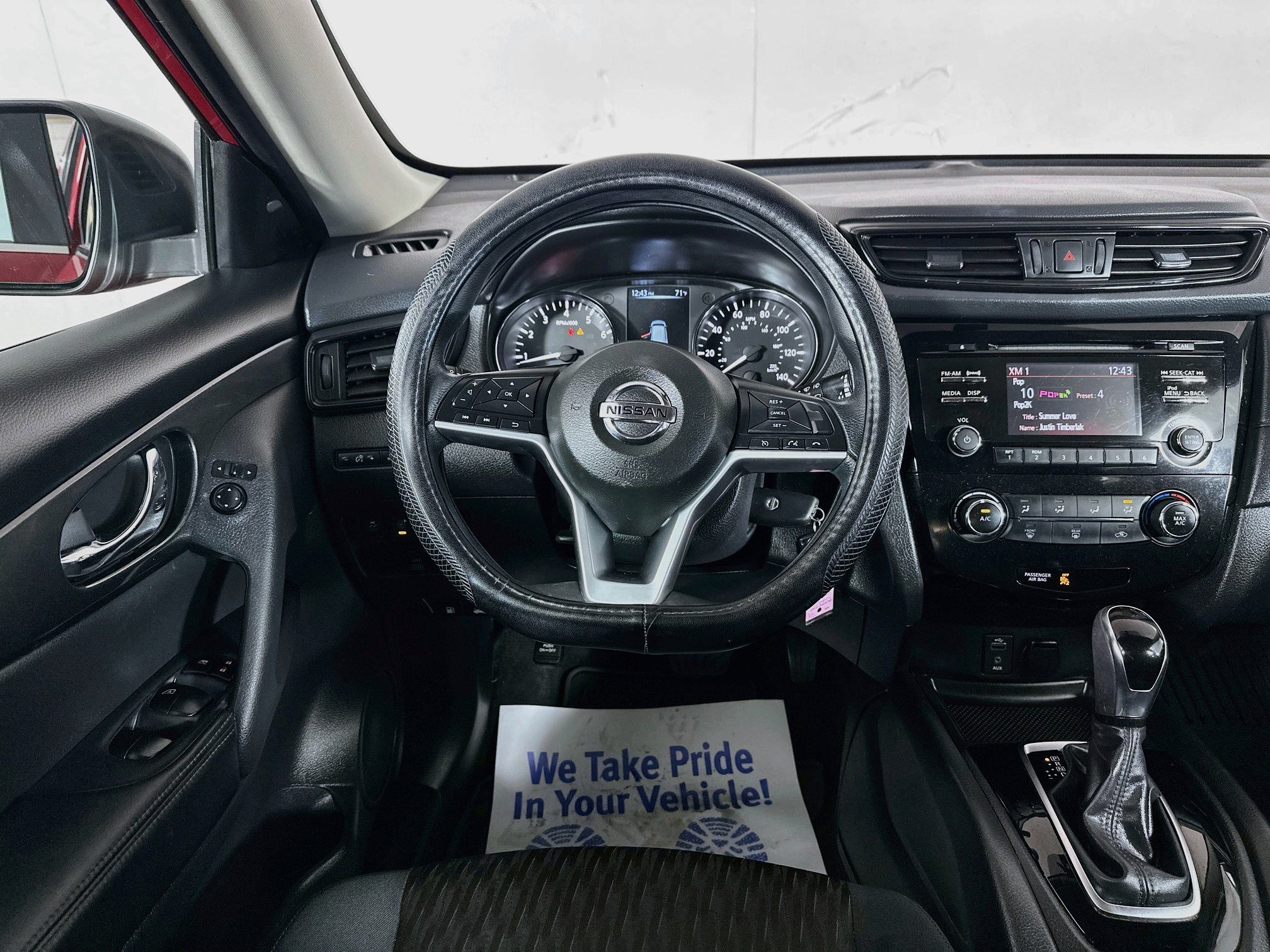 Used 2017 Nissan Rogue S AWD/4WD image 20