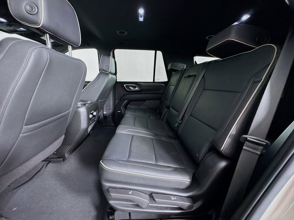 Used 2024 GMC Yukon SLT image 23