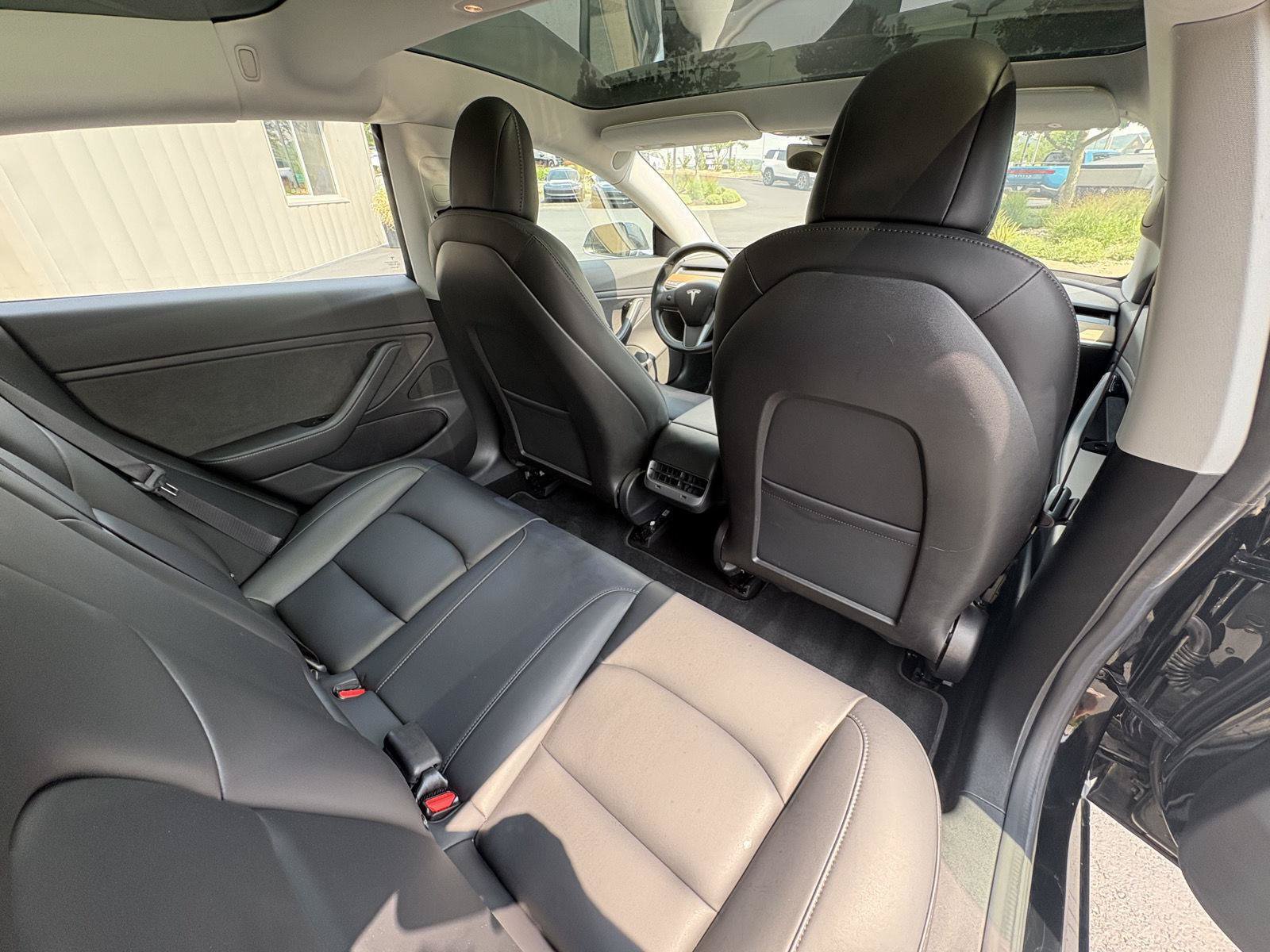 Used 2018 Tesla Model 3 Long Range AWD/4WD image 16