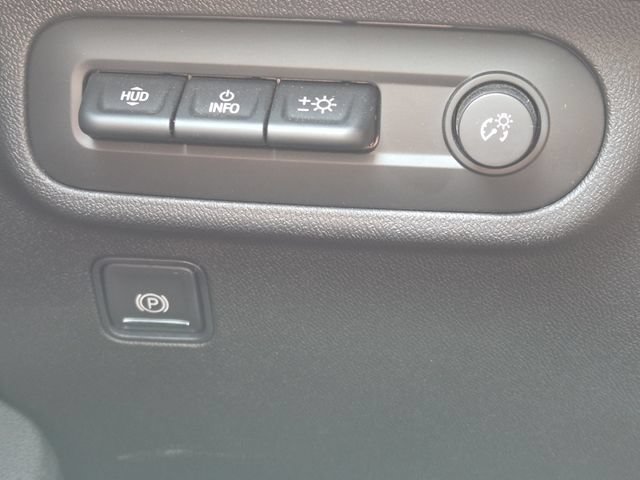 Used 2022 GMC Terrain AT4 w/ Infotainment Package II AWD/4WD image 15