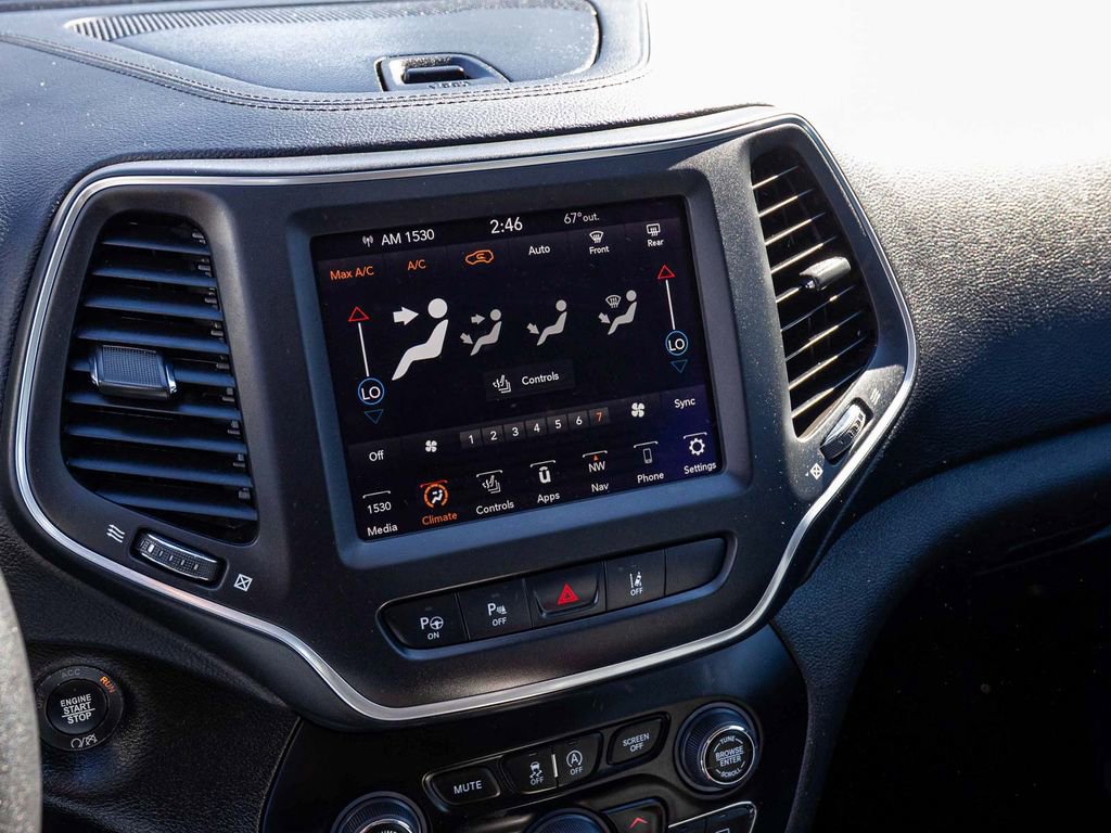 Used 2023 Jeep Cherokee Altitude Lux w/ Lux Elite Package image 22