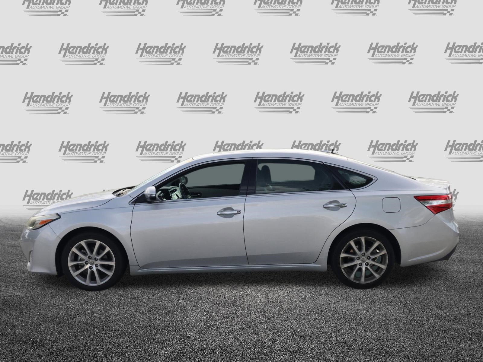 Used 2013 Toyota Avalon Limited image 6