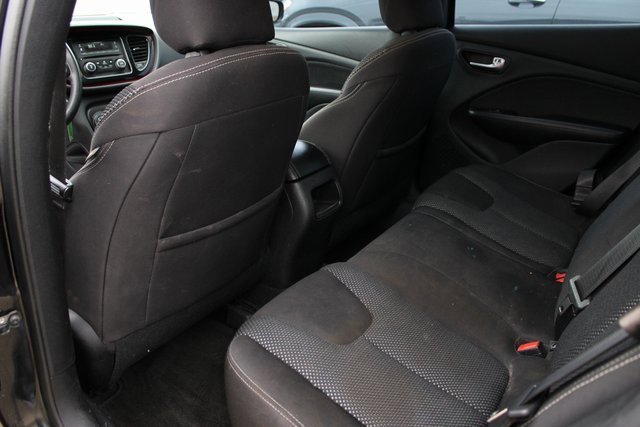 Used 2015 Dodge Dart SXT image 28