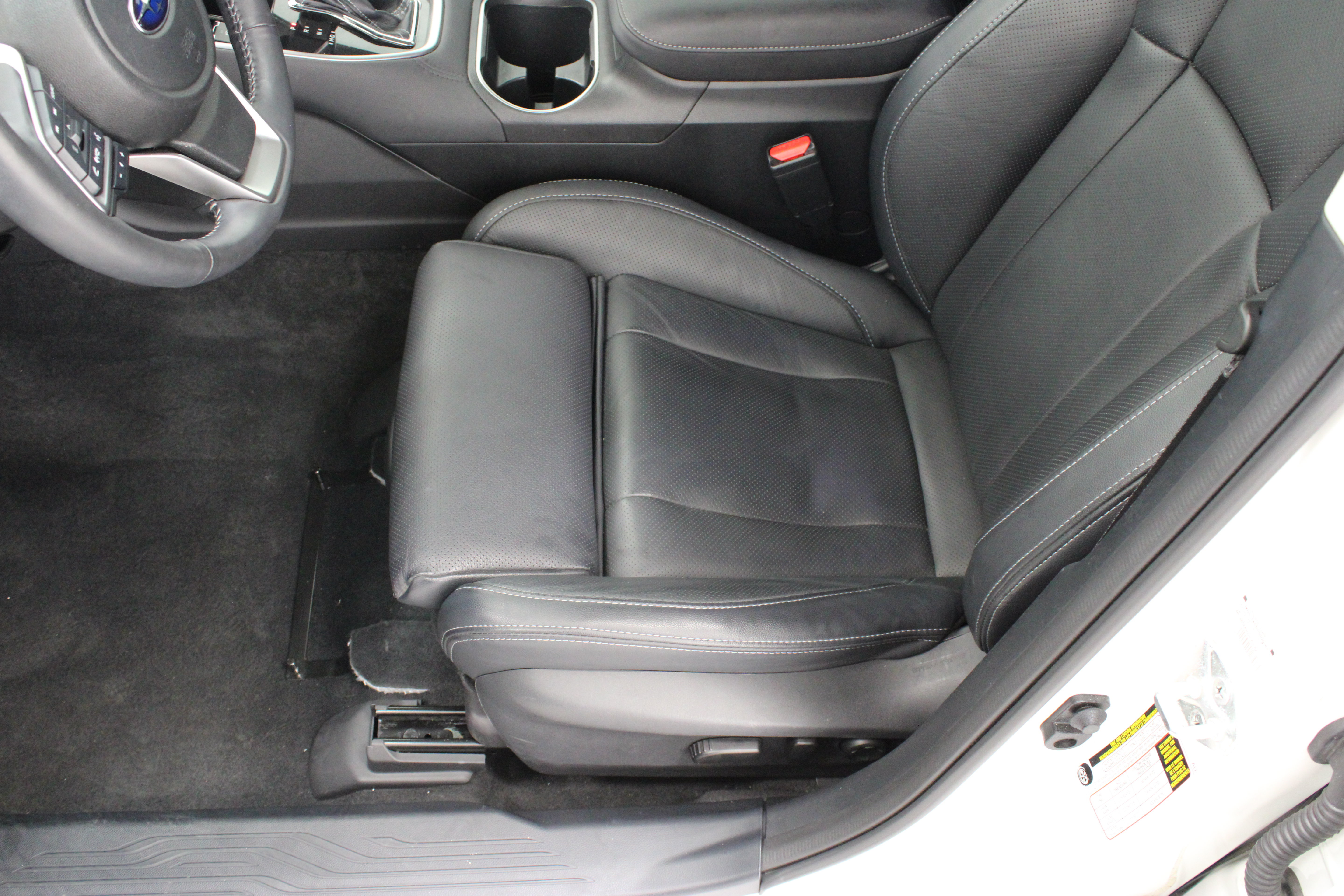Used 2023 Subaru Outback Touring XT AWD/4WD image 15