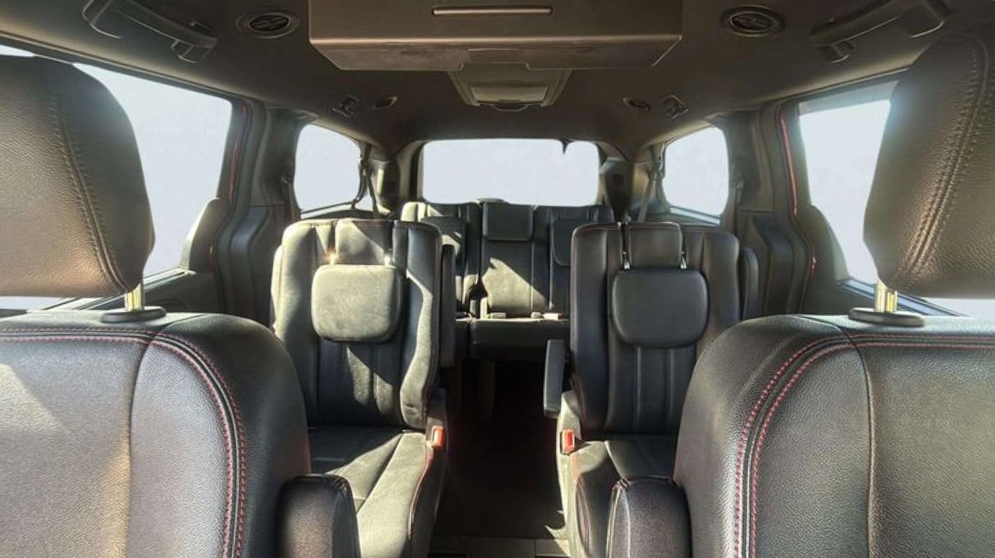 Used 2018 Dodge Grand Caravan GT image 16