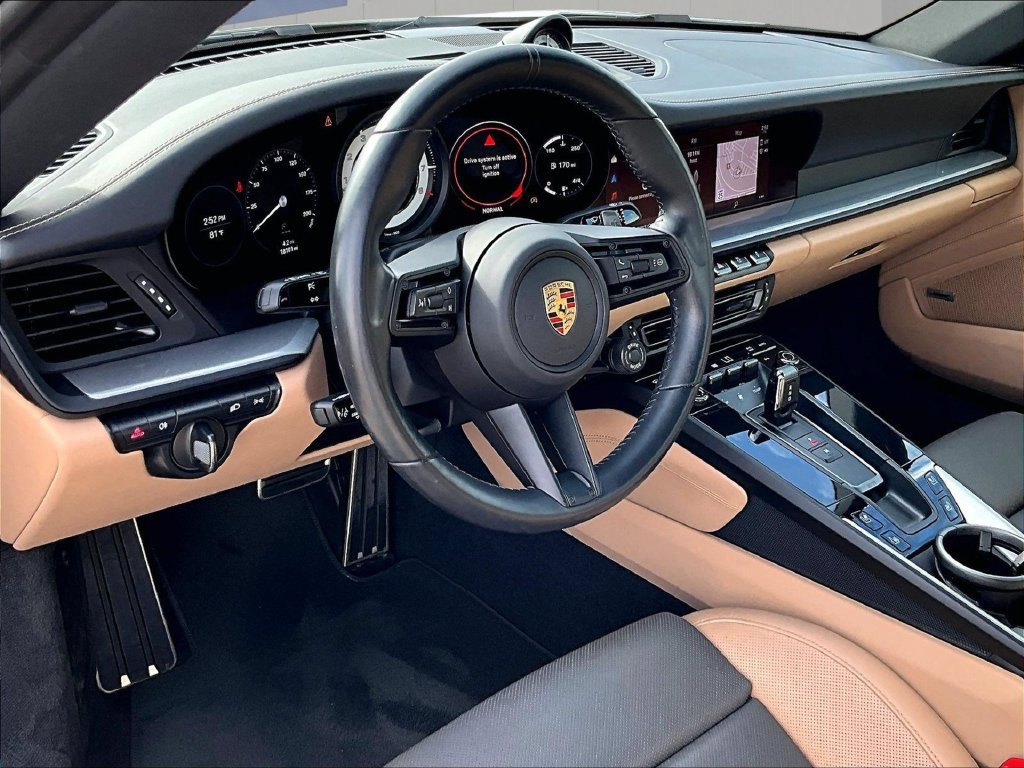 Certified 2024 Porsche 911 Carrera GTS RWD image 4