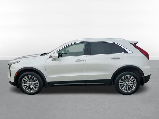 Used 2024 Cadillac XT4 Premium Luxury image 7