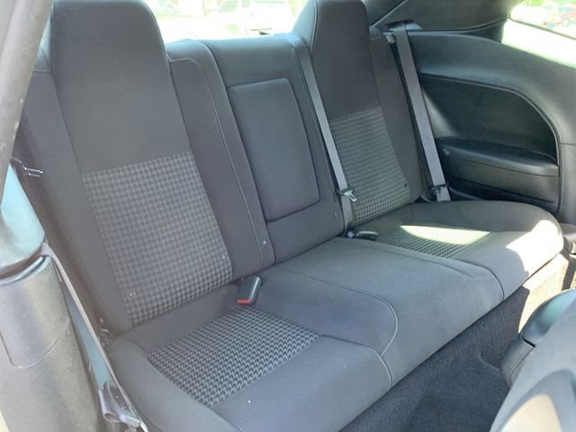 Used 2019 Dodge Challenger R/T RWD image 11