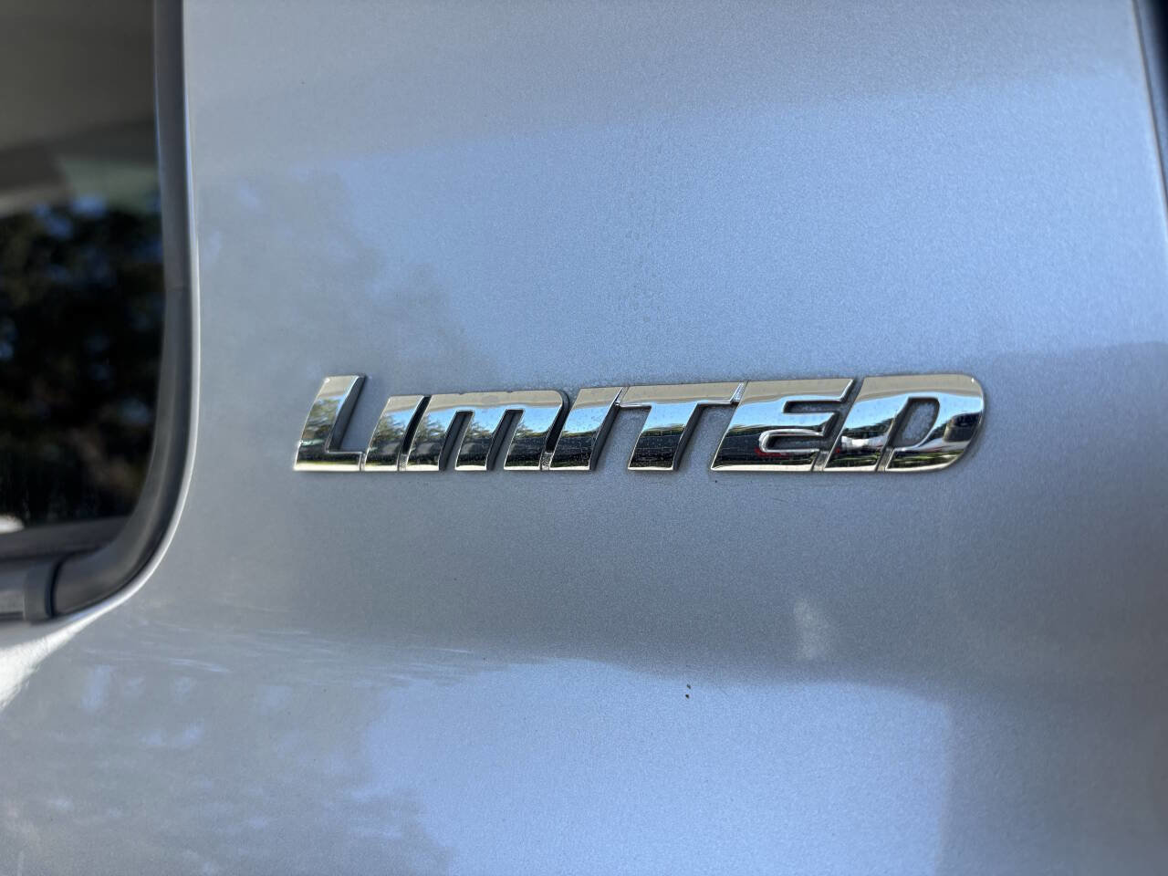 Used 2016 Toyota Tundra Limited w/ Limited Premium Package image 18