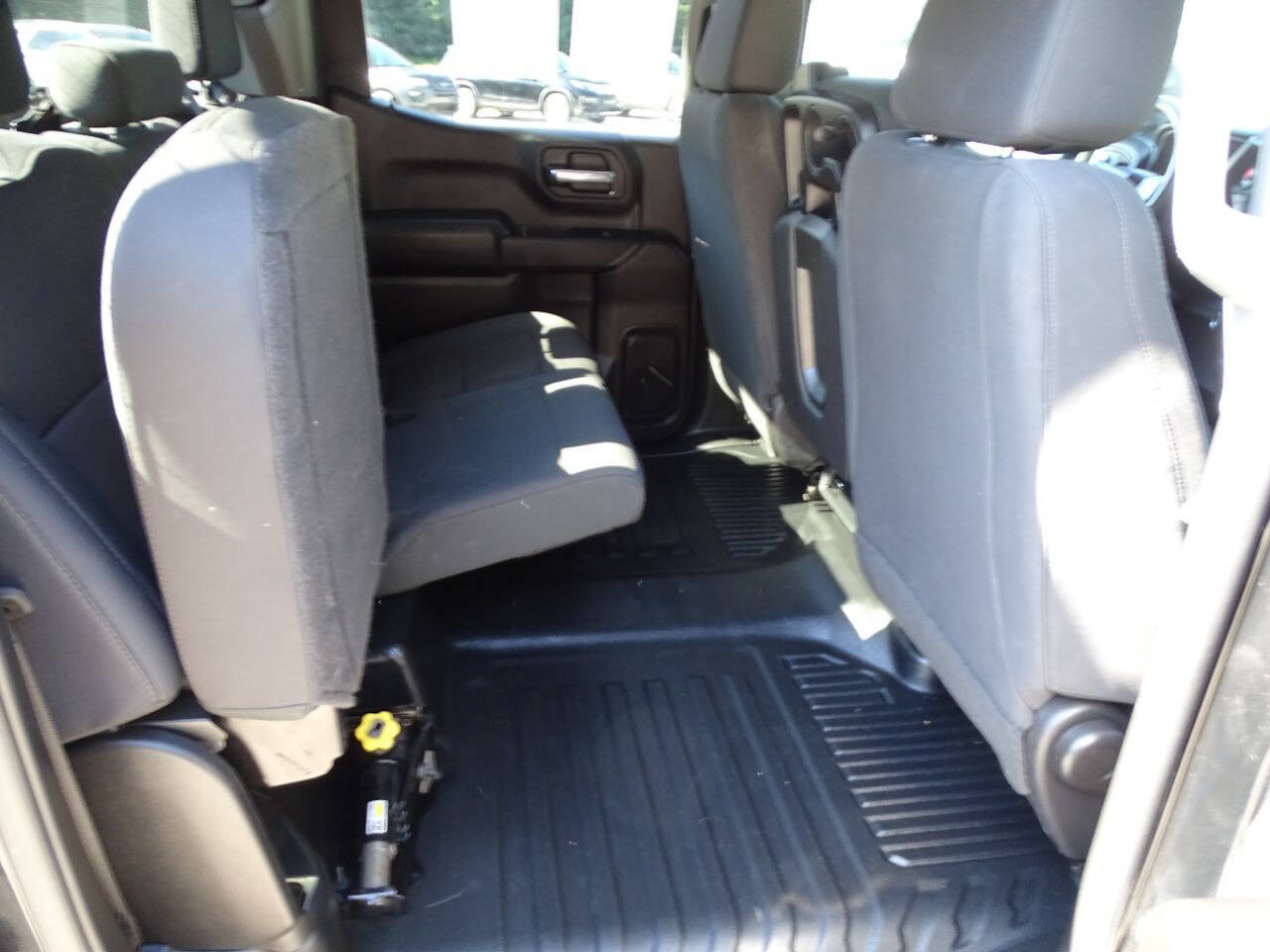 Used 2024 Chevrolet Silverado 1500 4x4 Crew Cab w/ Z71 w/ WT Value Package image 33