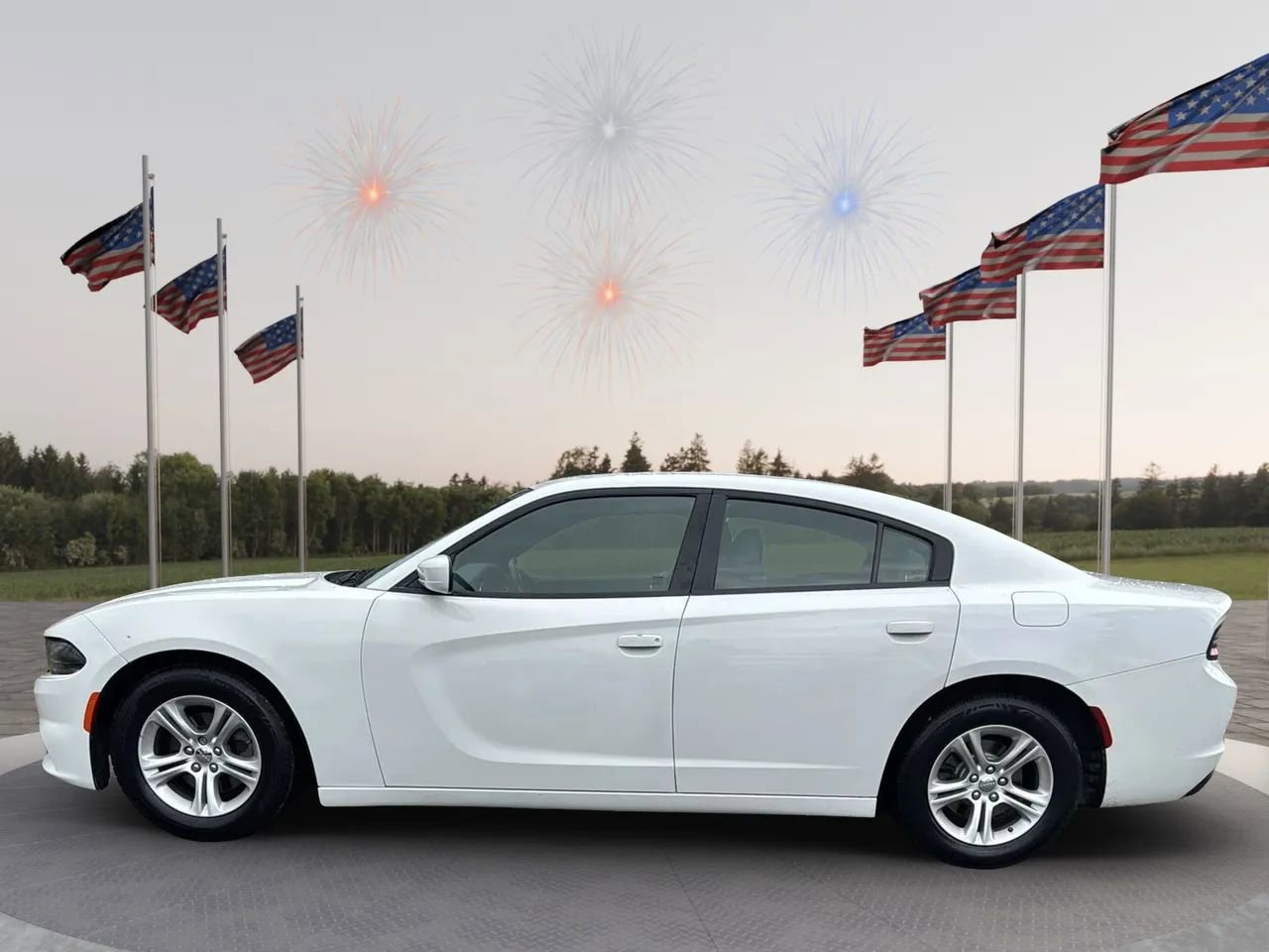 Used 2019 Dodge Charger SXT w/ Leather Interior Group image 8