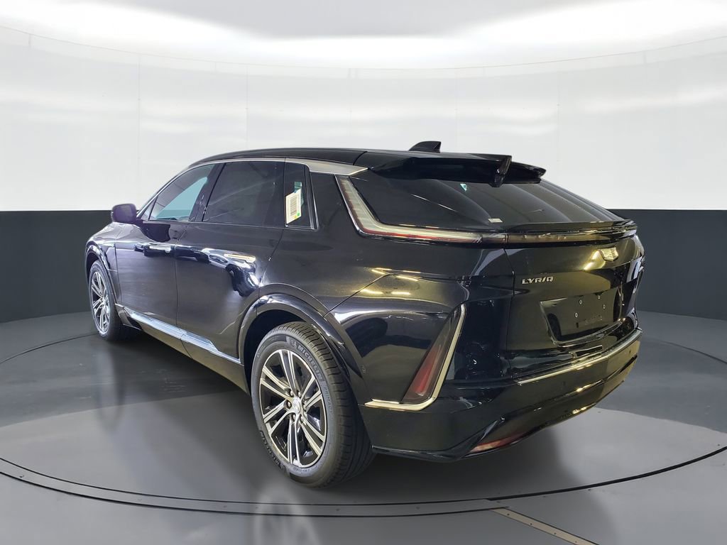 New 2026 Cadillac Lyriq Luxury RWD image 4
