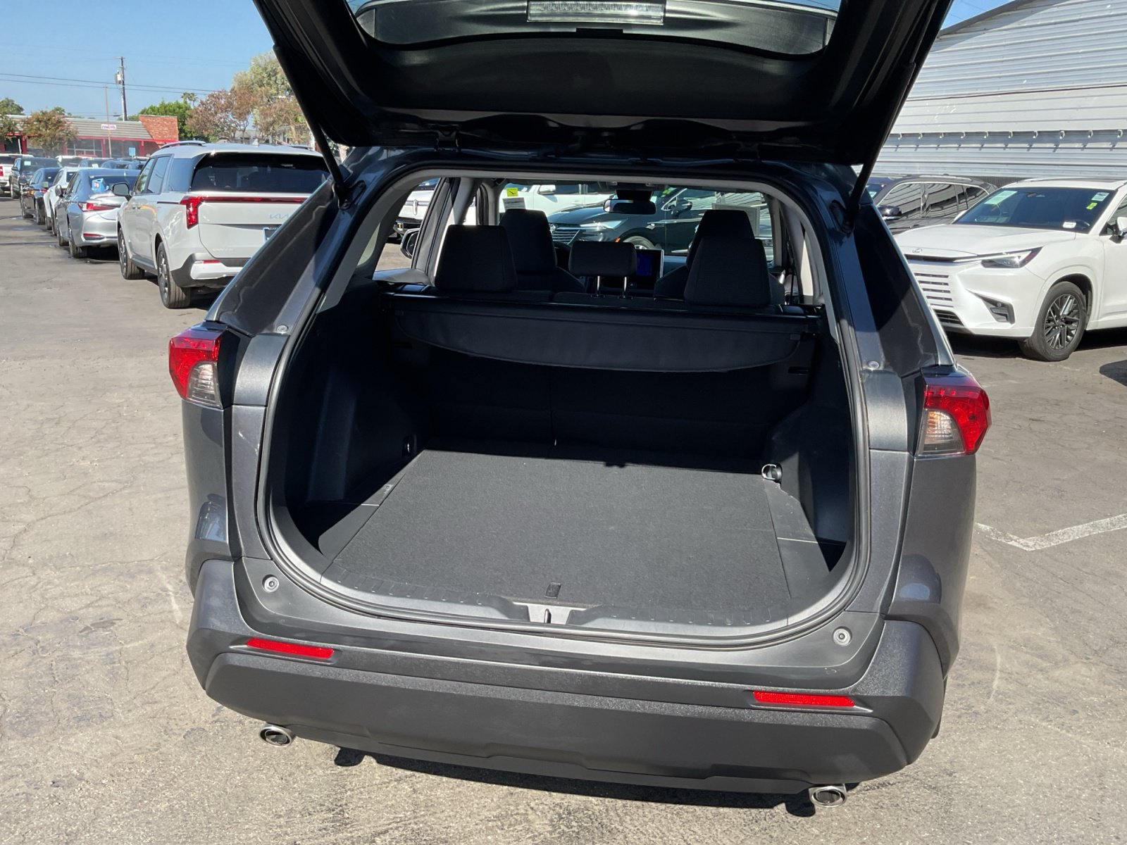 Used 2024 Toyota RAV4 LE FWD image 26