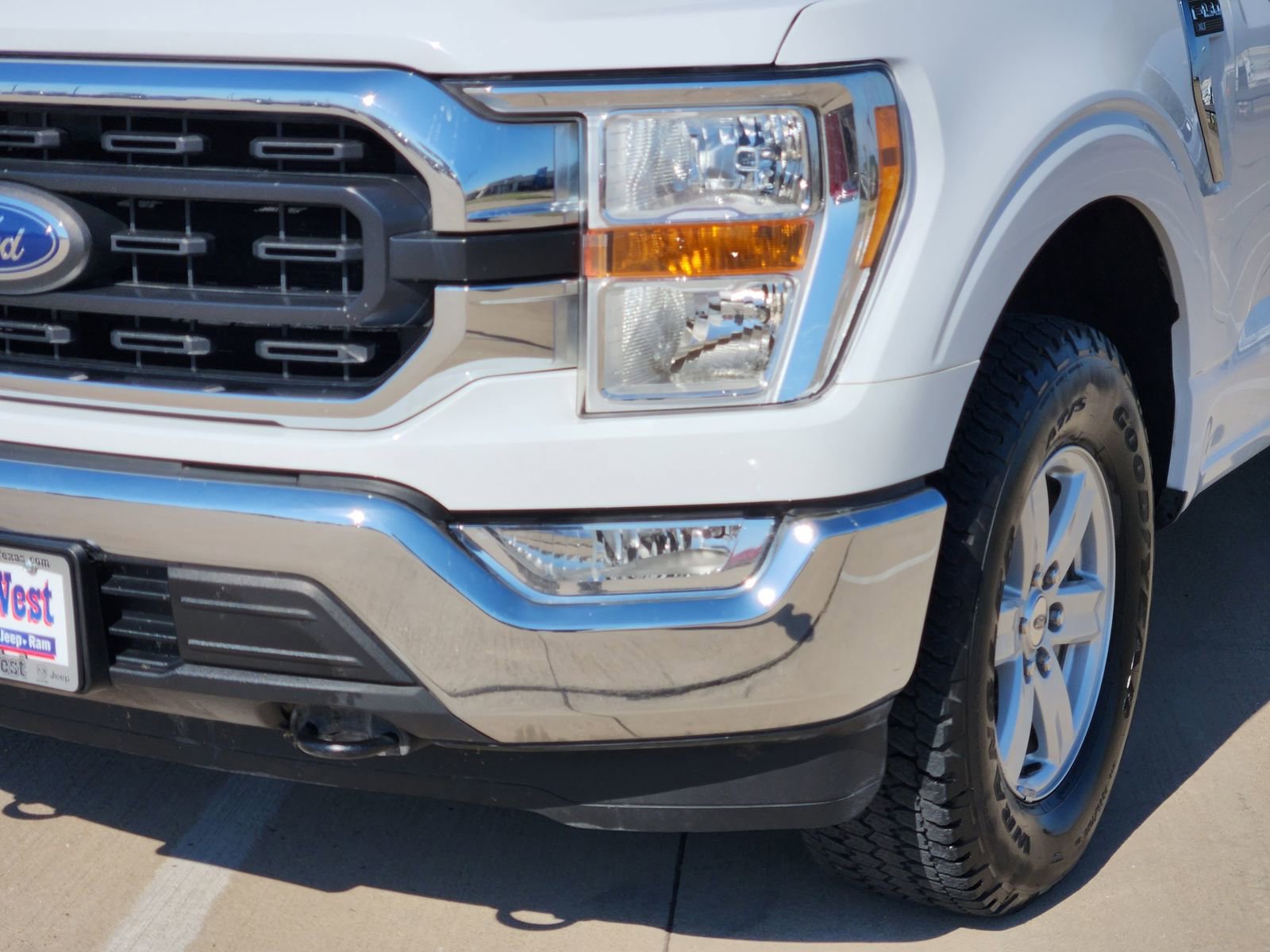 Used 2021 Ford F150 XLT w/ Equipment Group 301A Mid image 10
