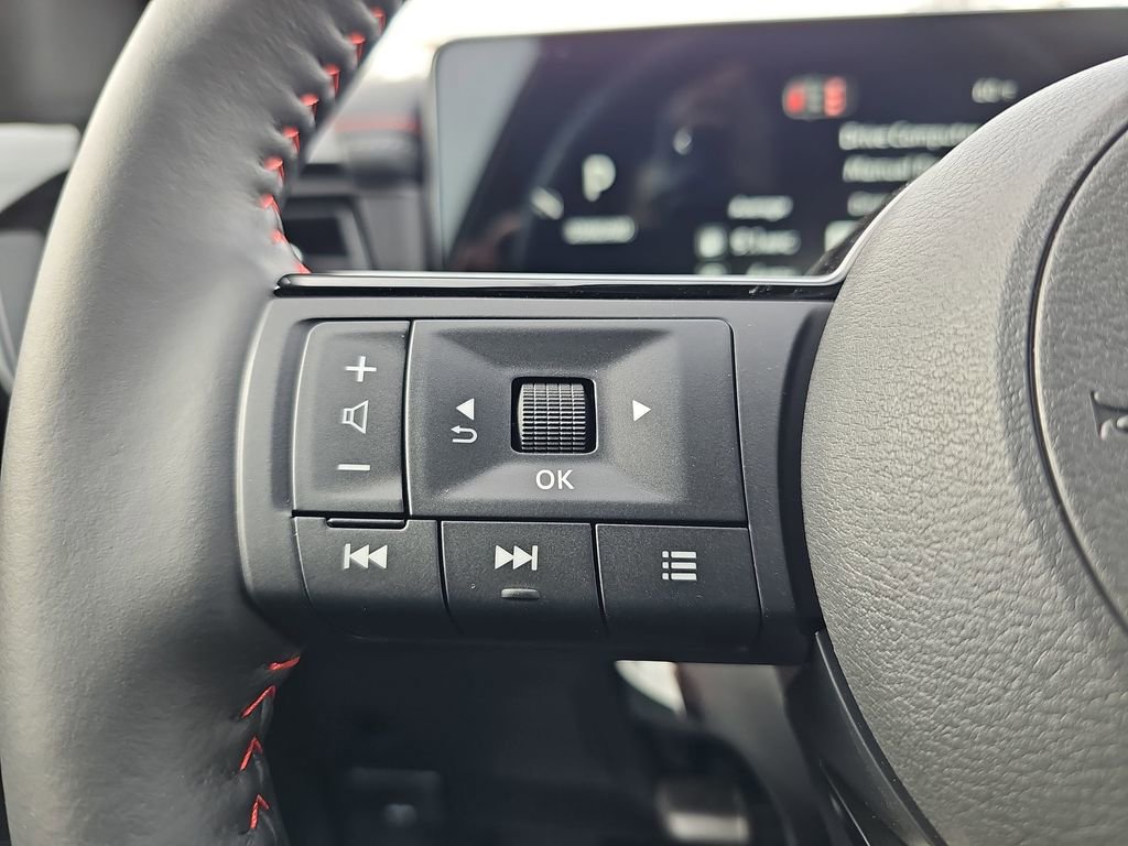 New 2026 Nissan Kicks SR w/ SR Premium Package FWD image 21