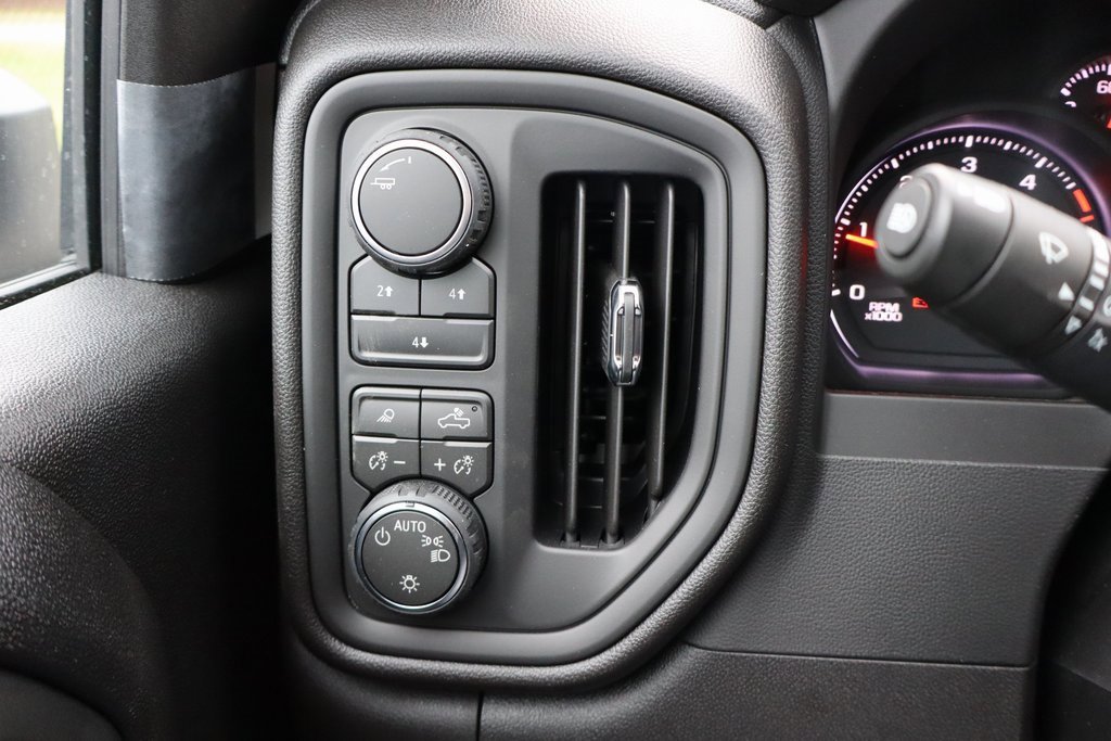 New 2026 Chevrolet Silverado 2500 Custom w/ Custom Value Package image 9