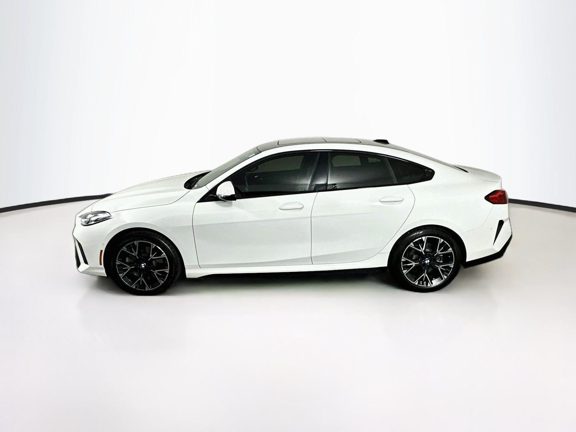 Used 2025 BMW 228i xDrive AWD/4WD image 4