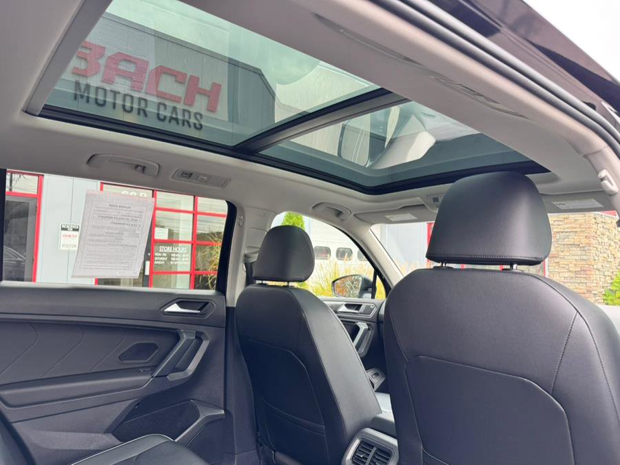 Used 2019 Volkswagen Tiguan SEL Premium image 20