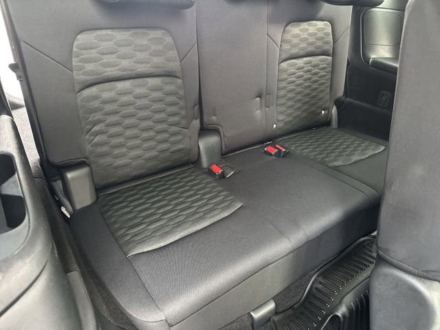 Used 2024 Nissan Pathfinder S image 12