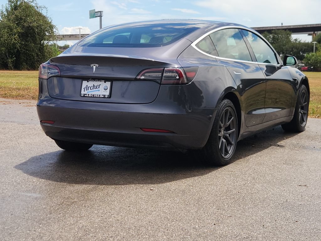 Used 2019 Tesla Model 3 Standard Range Plus RWD image 3