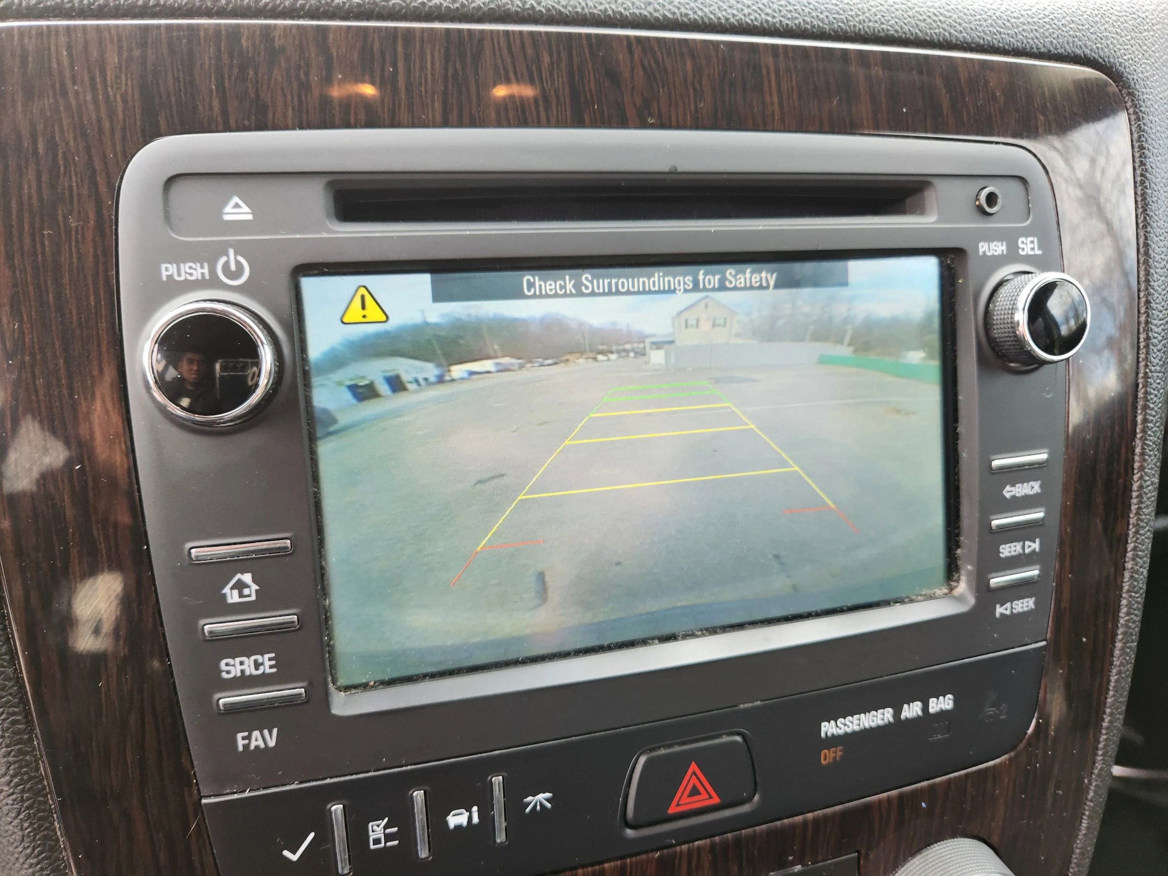 Used 2017 Chevrolet Traverse LT w/ Style and Technology Package image 38