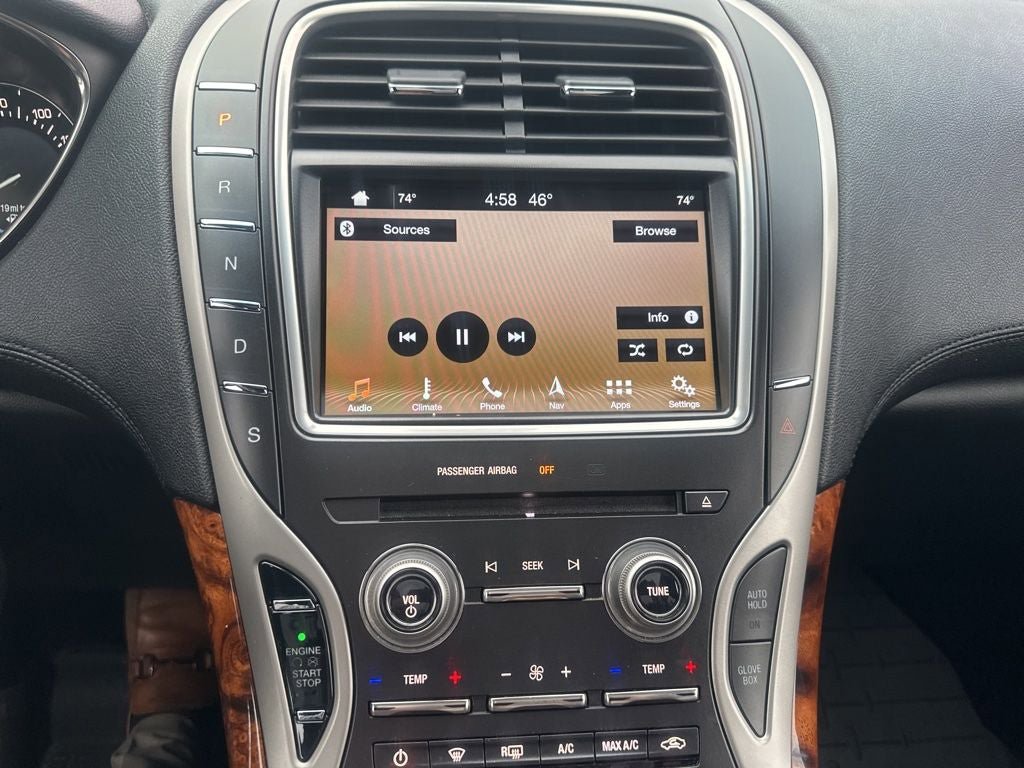 Used 2016 Lincoln MKX Reserve w/ Climate Package AWD/4WD image 6