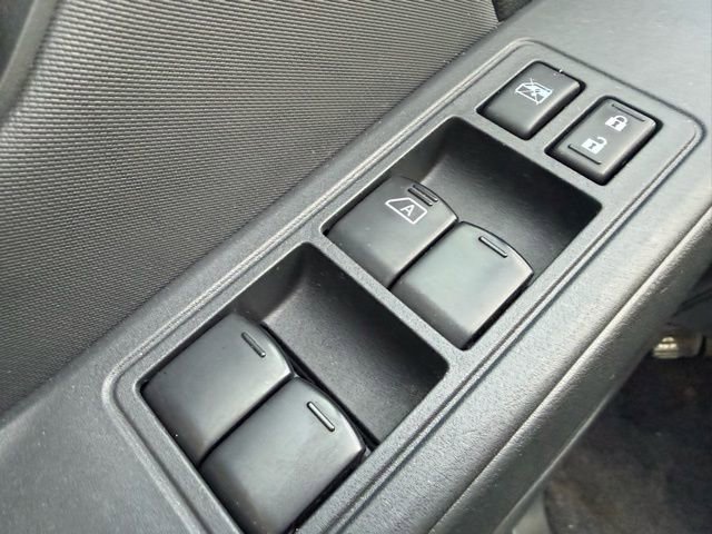 Used 2022 Nissan Frontier S w/ Technology Package image 9