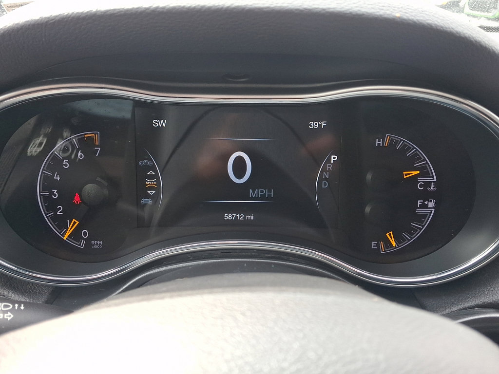 Used 2021 Jeep Grand Cherokee Laredo image 26