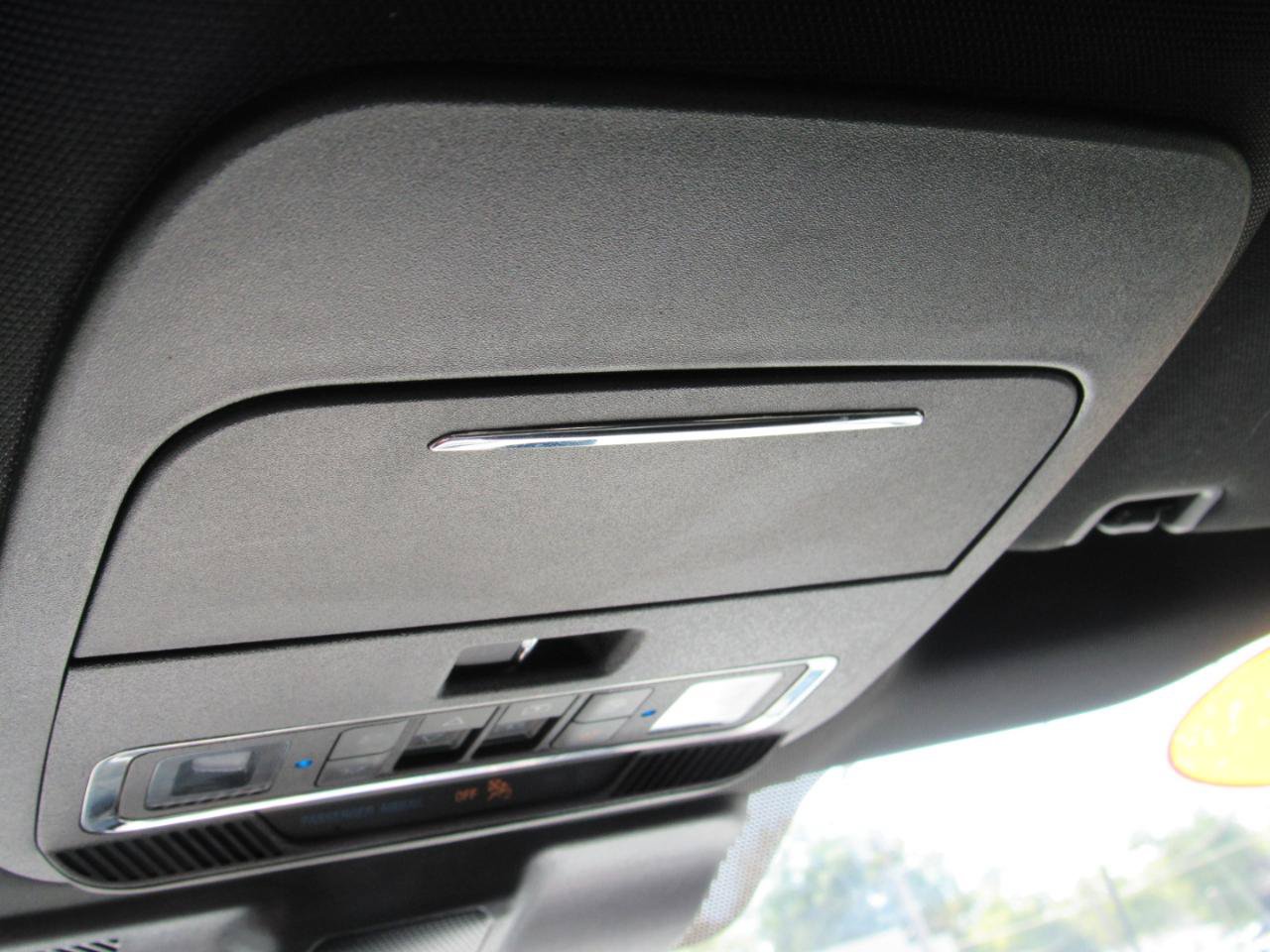 Used 2024 Ford F150 Lariat AWD/4WD image 32