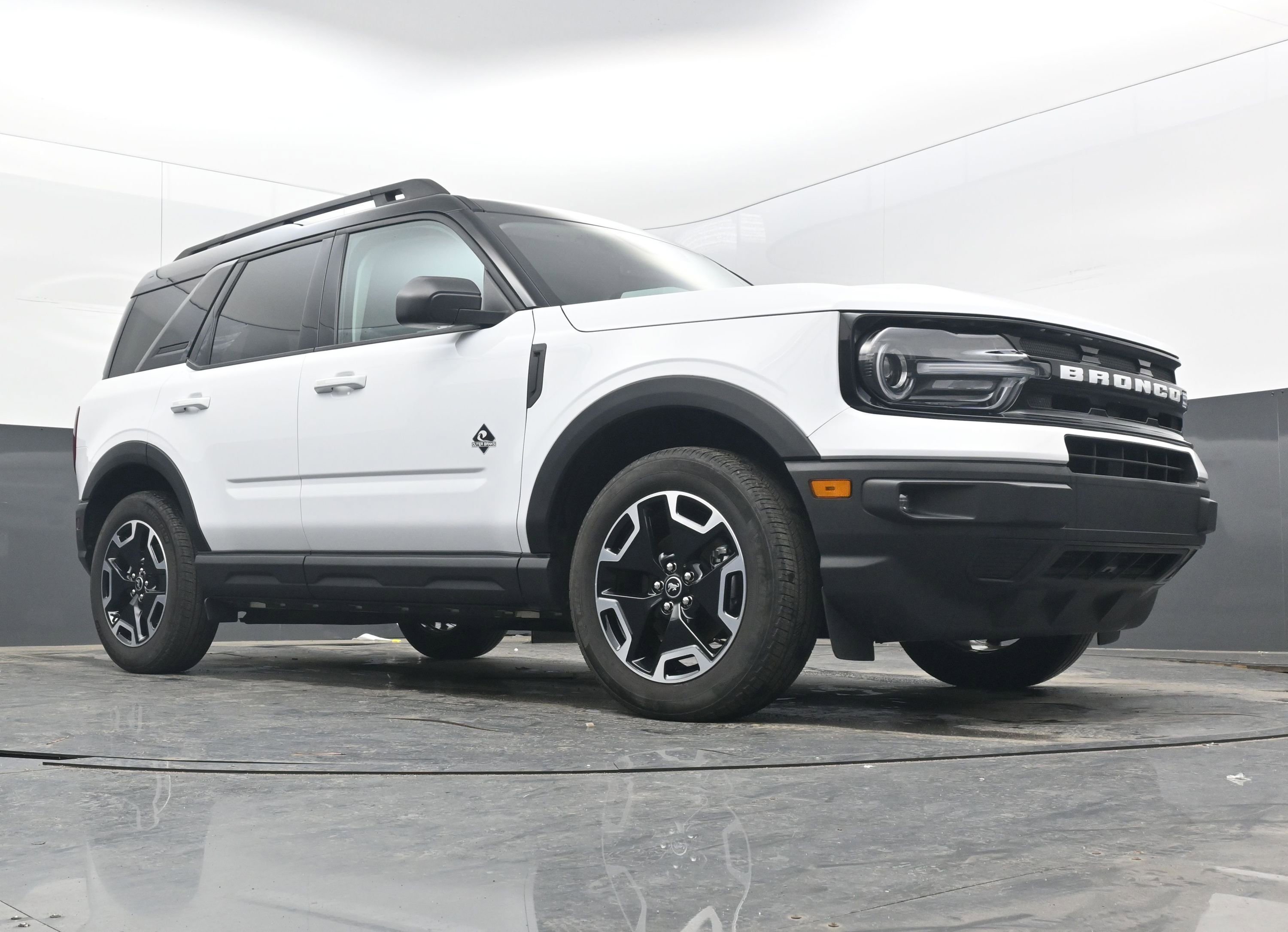 Used 2024 Ford Bronco Sport Outer Banks image 24