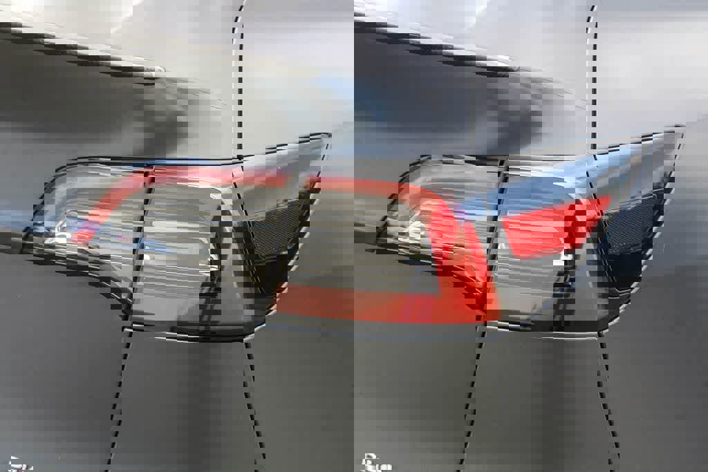 Used 2022 Tesla Model Y Performance image 10